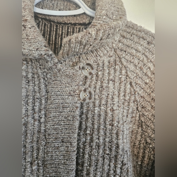 Vintage Wool Zip-Up Sweater - Picture 6 of 14